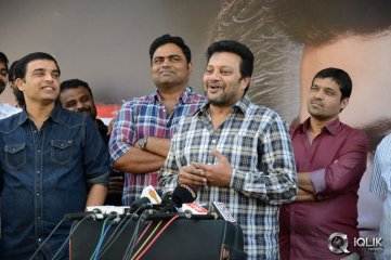 Yevadu Movie Success Meet